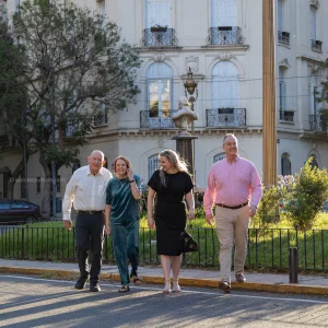 Lifestyle family photoshoot in recoleta buenos aires