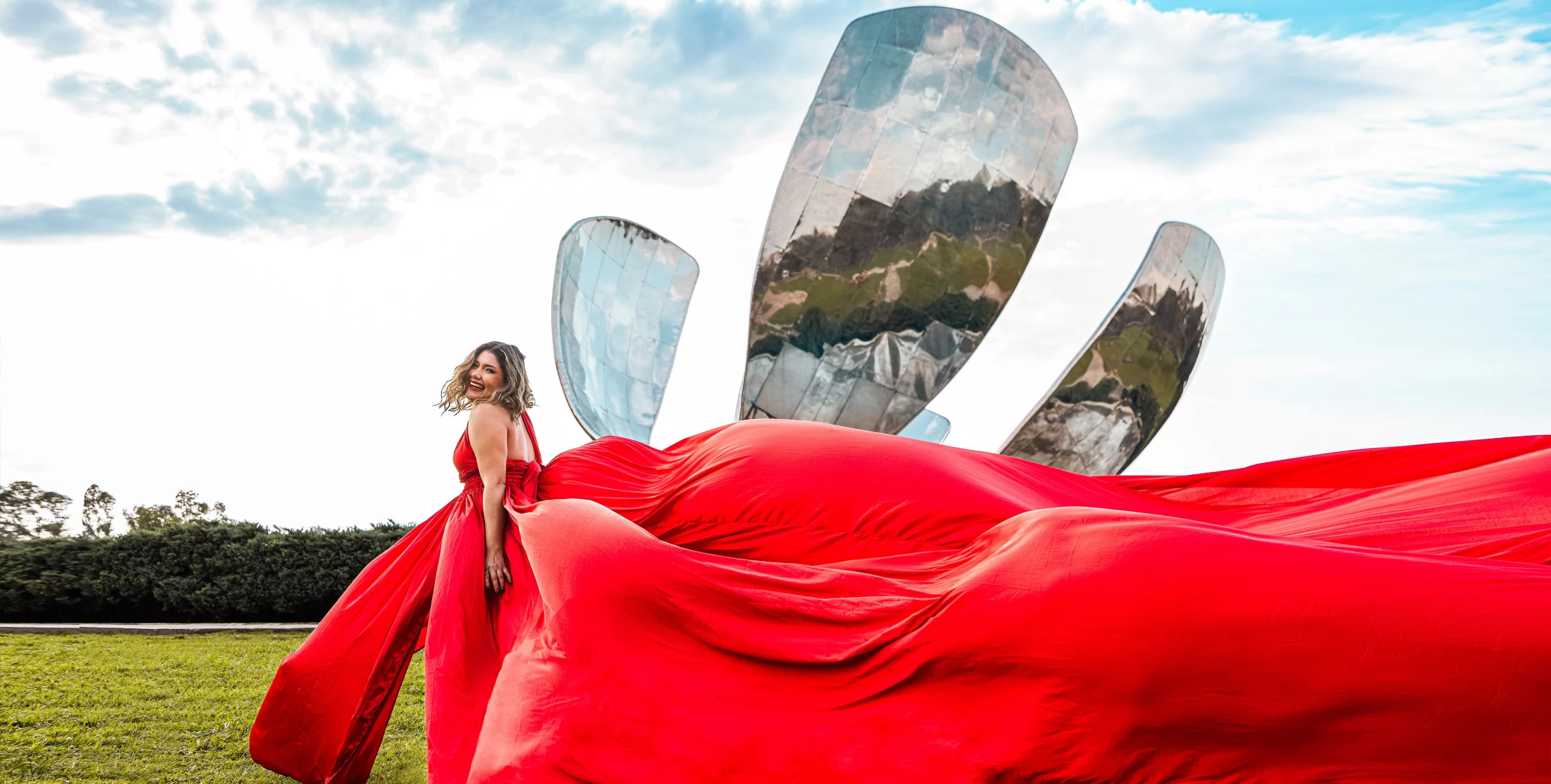 Flying dress photo session in the steal flower, buenos aires argentina