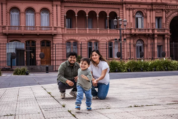 Beautiful candid child portraits in Buenos Aires, Argentina.