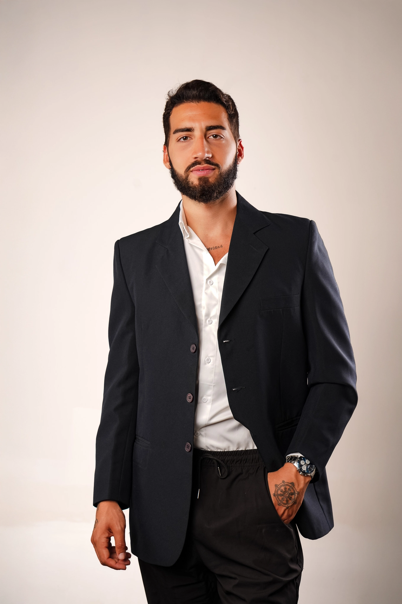 fotografia para perfiles profesionales en estudio, palermo buenos aires.