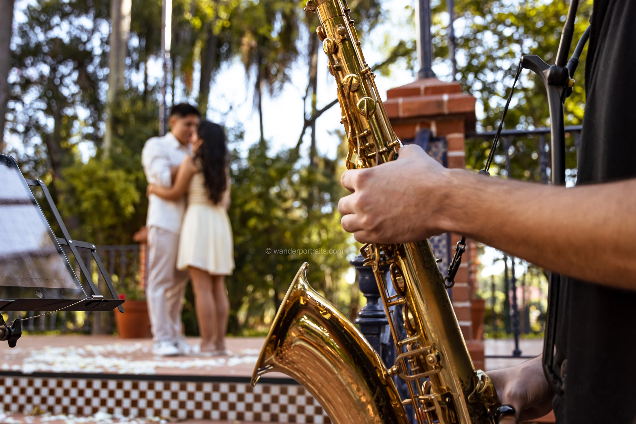 6O7A6611-WEBP surprised proposal with musician in buenos aires