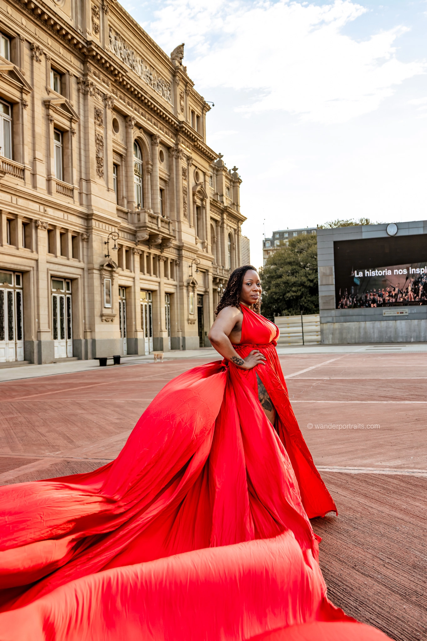 Solo traveler wearing a flying dress in Buenos Aires